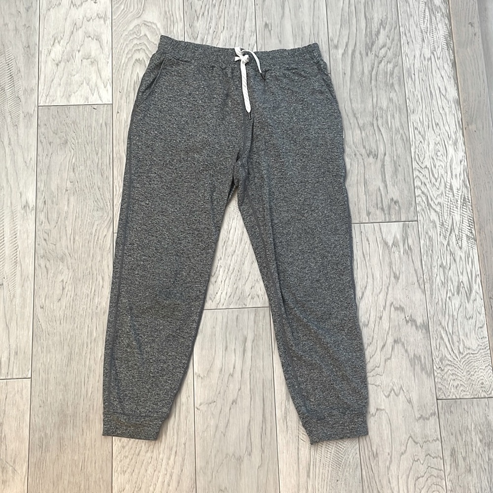 Vuori Performance Jogger — Medium
